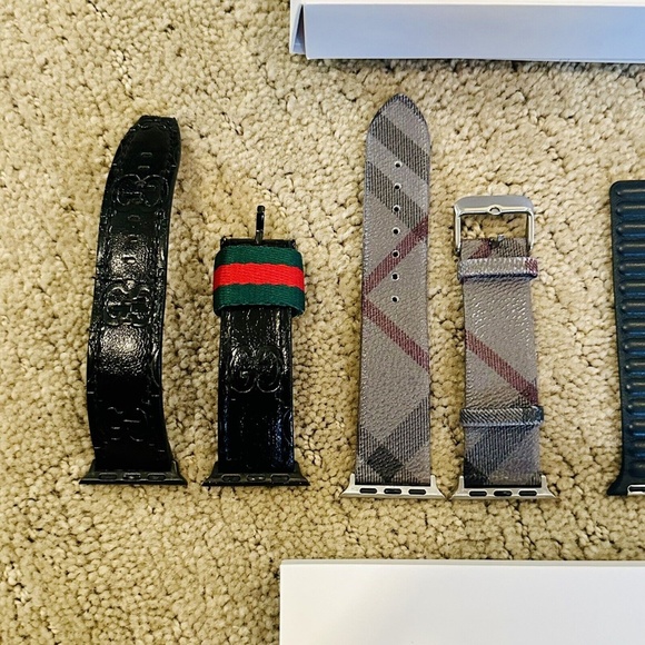 Apple Watch Series 10 [GPS + Cellular 42mm Case] Black Aluminum Case + 7 bands! - Picture 3 of 6